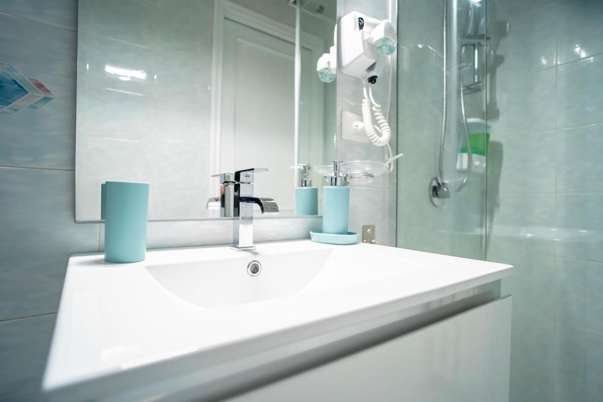 Dimora Dante 310 Apartment Bari Luaran gambar