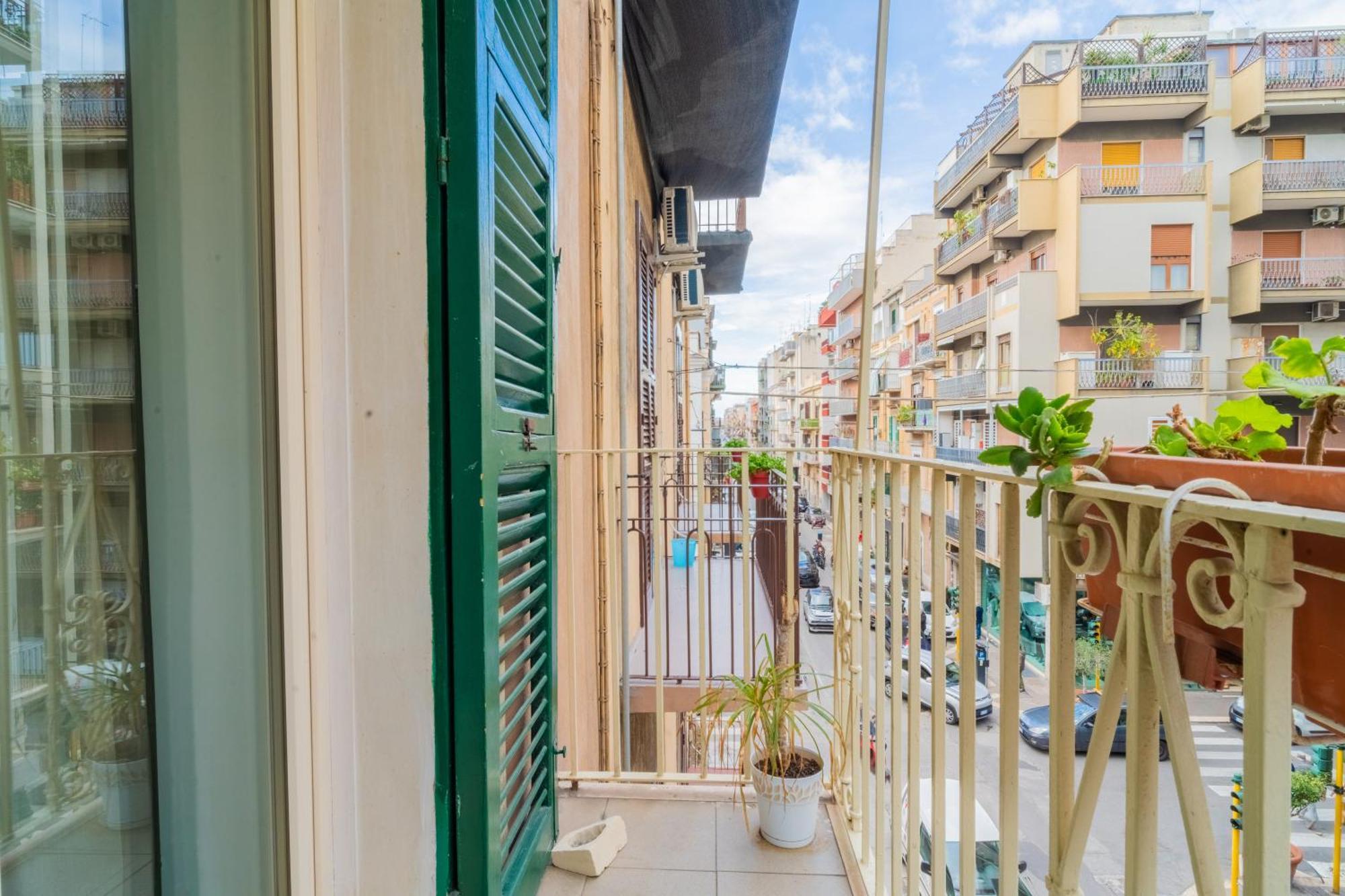 Dimora Dante 310 Apartment Bari Luaran gambar
